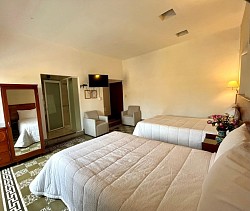 HABITACION 203